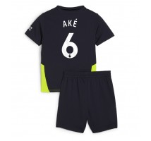 Manchester City Nathan Ake #6 Koszulka Wyjazdowa dzieci 2024-25 Krótki Rękaw (+ krótkie spodenki)